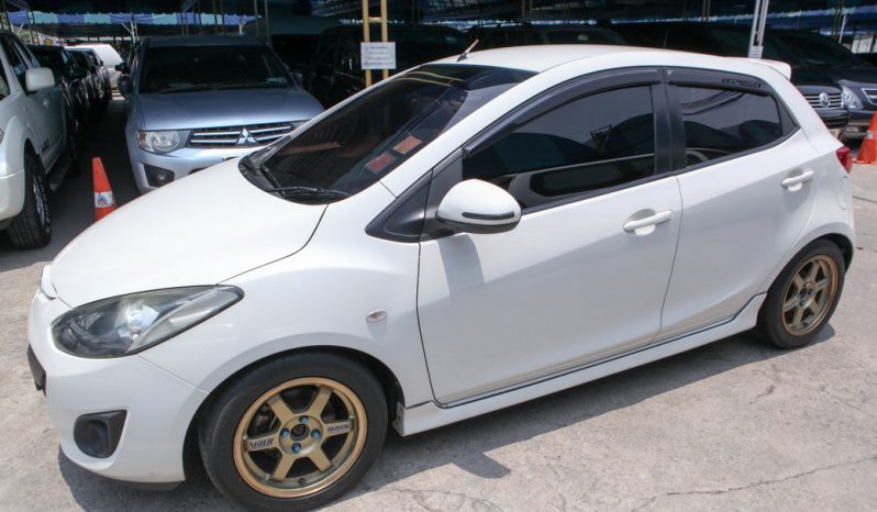 MAZDA 2 AT 1.5 ปี 2011 full