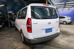 HYUNDAI GRAND STAREX 2.5 ปี 2015 full