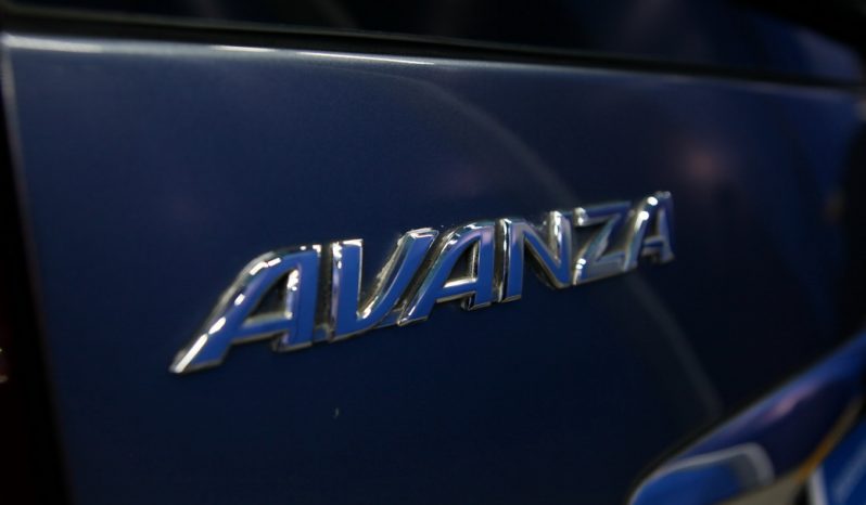 TOYOTA AVANZA ปี 2010 full