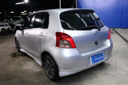 TOYOTA YARIS สีเทา 2009 full