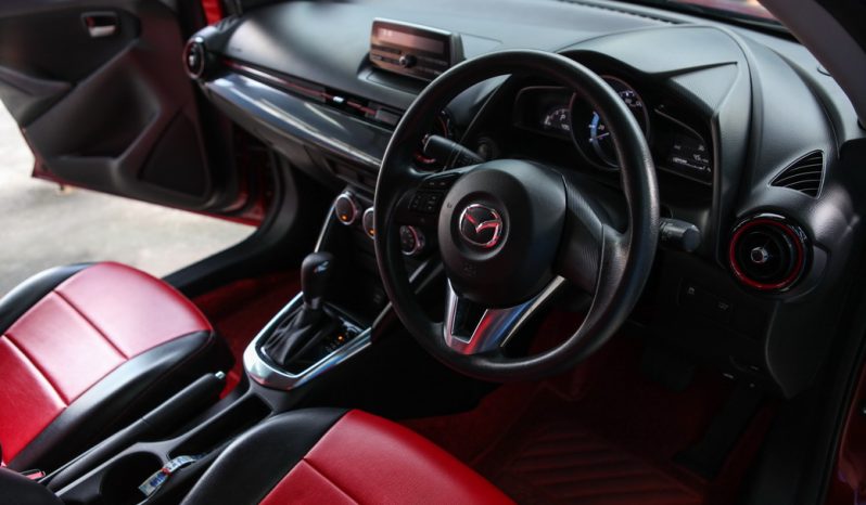 MAZDA 2 ปี 2015 full