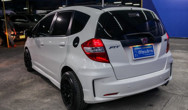 HONDA JAZZ I-VTEC 1.5 AT ปี 2012 full