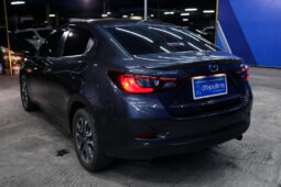 MAZDA 2 SKYACTIV ปี 2015 full