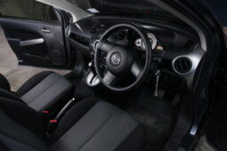 MAZDA 2 ปี 2011 full