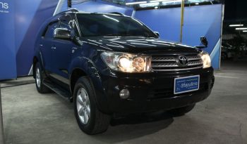 TOYOTA FORTUNER ปี 2011 full