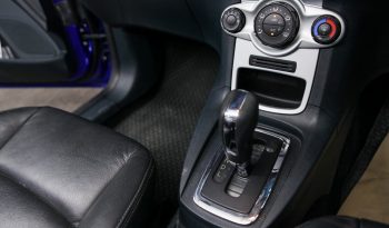 FORD FIESTA L ปี 2011 full