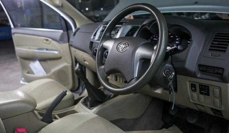 TOYOTA VIGO E ปี 2013 full