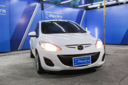 MAZDA 2 5DR สีขาว 2010 full