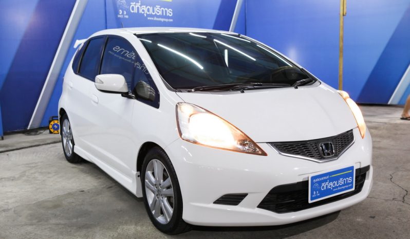 HONDA JAZZ SV ปี 2010 full