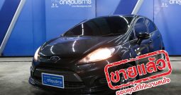 FORD FIESTA ปี 2012