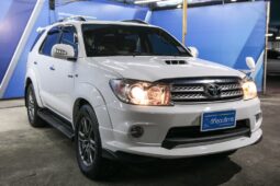 TOYOTA FORTUNER ปี 2011 full