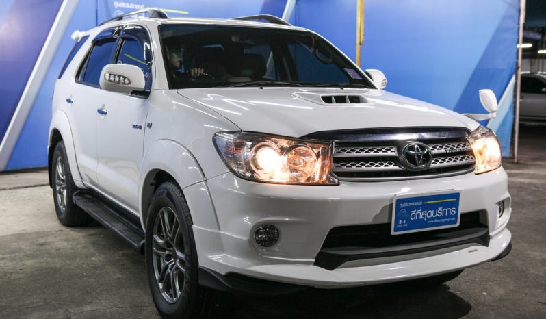 TOYOTA FORTUNER ปี 2011 full