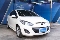 MAZDA 2 Elegance Sedan ปี 2011 full