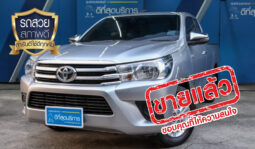 TOYOTA HILUX REVO E ปี 2017