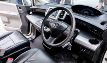 HONDA FREED ปี 2012 full