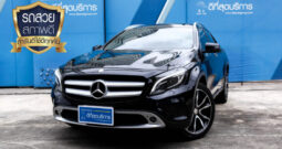 MERCEDES BENZ GLA 200 สีดำ ปี 2014