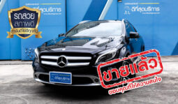 MERCEDES BENZ GLA 200 สีดำ ปี 2014