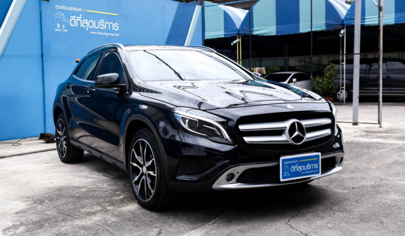 MERCEDES BENZ GLA 200 สีดำ ปี 2014 full