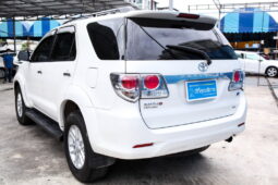 TOYOTA FORTUNER 3.0 V ปี 2012 full