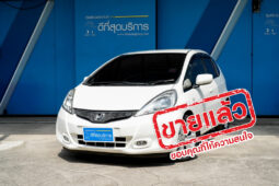 HONDA JAZZ i-VTEC V ปี 2013