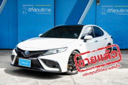 TOYOTA CAMRY HYBRID 2.5 HV PREMIUM สีขาว 2019