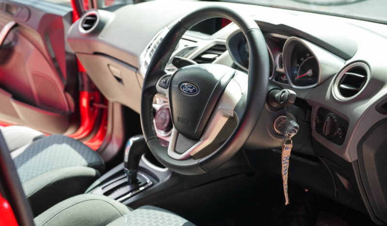 Ford Fiesta S ปี 2012 full