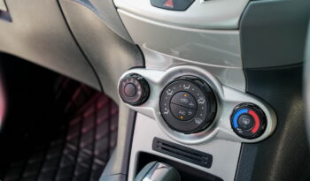 Ford Fiesta S ปี 2012 full