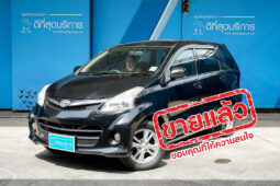 Toyota Avanza 1.5 สีดำ ปี 2012