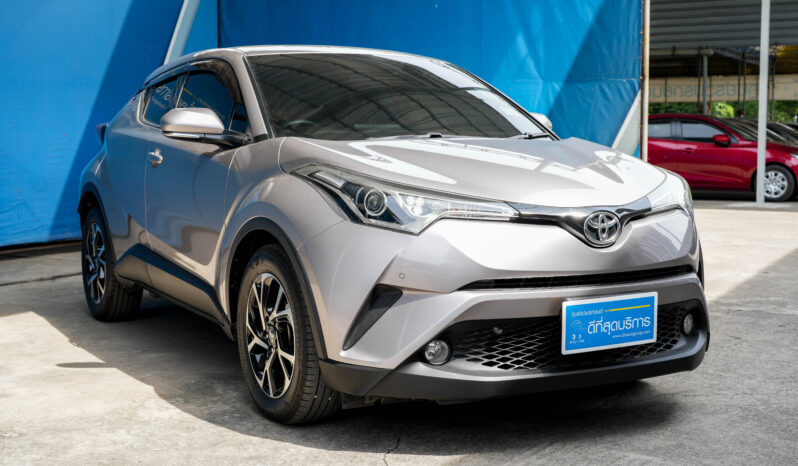 Toyota C-HR สีเทา ปี 2020 full