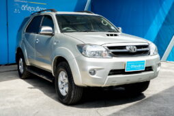 Toyota Fortuner V 4WD ปี 2005 full