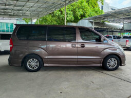 Hyundai H-1 Elite 2.5 AT ปี 2015 full