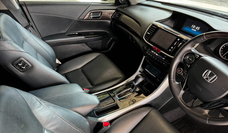 Honda Accord 2.0 I-VTEC ปี 2017 full