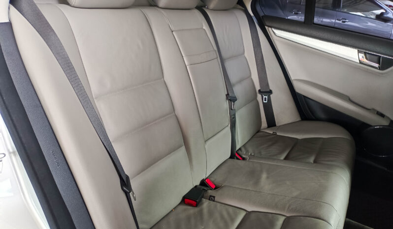 MERCEDES BENZ C200 K W.204 ปี 2009 full