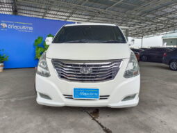 Hyundai Grand Starex Premium VIP สีขาว 2016 full