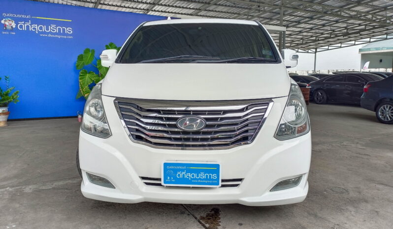 Hyundai Grand Starex Premium VIP สีขาว 2016 full
